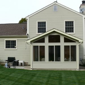 TimberBuilt | Multi-season Sunroom